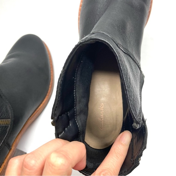 Clarks Women's Clarkdale Dawn Black Leather Boots 9m Wood Tone Soles Zip Closure - Picture 13 of 15